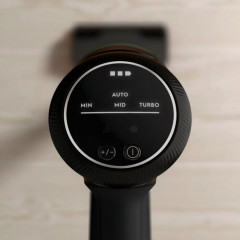 AEG AEG Akku-Hand-und Stielstaubsauger Ultimate 8000 OKO (AP81B25OKO), beutellos Беспроводной ручной пылесос AEG Ultimate 8000 OKO (AP81B25OKO), без мешка