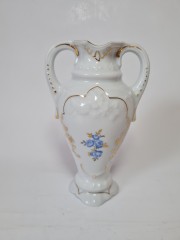KARLOVARSKY Фарфоровая ваза с ручками "Нежные голубые цветы", 15см, Чехословакия, 1950-60гг.