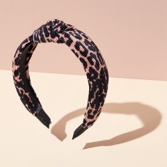 The Hair Edit Leopard Print Pleated Headband Плиссированная повязка на голову с леопардовым принтом