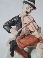 ARPO, Фарфоровая статуэтка "Скрипач с собакой", Румыния, 19см, 1950-60гг.