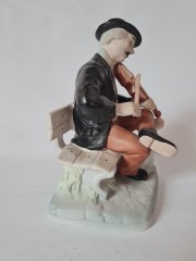 ARPO, Фарфоровая статуэтка "Скрипач с собакой", Румыния, 19см, 1950-60гг.