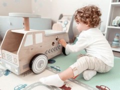 mamabrum Aufsitzauto aus Holz Rutschauto mit Aufbewahrungsfach Деревянная ездовая машина с багажным отделением