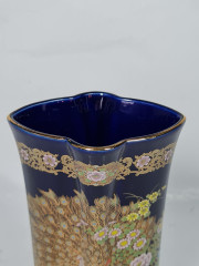 Ваза винтажная Golden Love Peacock с ярким павлином и золотым декором, керамика, 16 см, Япония, 1960-70гг.