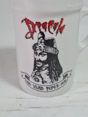Кружка винтажная Apulum "Граф Дракула", фарфор, 0.2 л, 10см, Румыния, 1980-90гг.