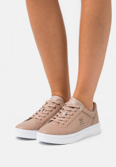 Tommy Hilfiger COURT Trainers sand КОРТ Тренеры песок