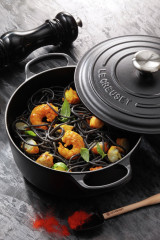 Le Creuset LE CREUSET Br\u00e4ter SIGNATURE schwarz LE CREUSET Br&amp;gt;4ter ПОДПИСЬ