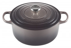 Le Creuset LE CREUSET Br\u00e4ter rund Flint SIGNATURE anthrazit LE CREUSET Br>4ter round Flint SIGNATURE
