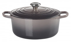 Le Creuset LE CREUSET Br\u00e4ter rund Flint SIGNATURE anthrazit LE CREUSET Br>4ter round Flint SIGNATURE