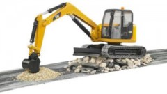 Bruder BRUDER 2456 Cat Minibagger 1:16 Мини-экскаватор BRUDER 2456 Cat 1:16