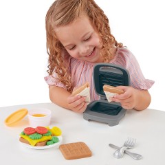 Hasbro Play-Doh Kitchen Creations Sandwichmaker Set fur Kinder ab 3 Jahren mit Play-Doh Elastix Knete und 6 weiteren Farben Набор для приготовления сэндвичей Play-Doh Kitchen Creations для детей от 3 лет с пластилином Play-Doh Elastix и 6 другими цветами