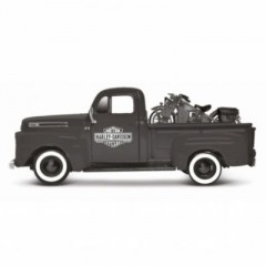 Maisto Modellauto Ford F1 Pick-Up 48 + Harley WLA Flathead 42 (Massstab 1:24) Модель автомобиля Ford F1 Pick-Up 48 + Harley WLA Flathead 42 (масштаб 1:24)