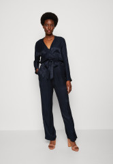 Tommy Hilfiger Jumpsuit tonal monogram jacquard/desert sky комбинезон жаккард с монограммой в тон/небо пустыни