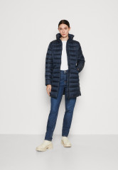 Tommy Hilfiger PADDED GLOBAL STRIPE COAT Winter coat desert sky PADDED GLOBAL STRIPE COAT Зимнее пальто небо пустыни